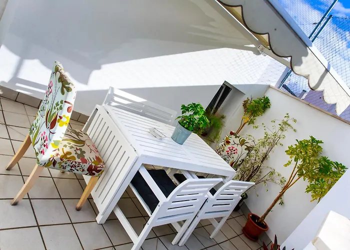 Sea & Wave La Finestra Apartment